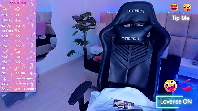 LiaaGenner online show from 01/31/25, 07:18