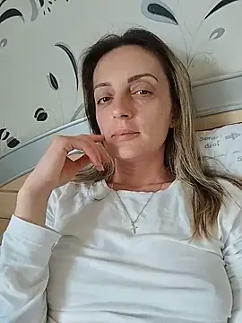 SophyGirl online show from 05/17/26, 11:39