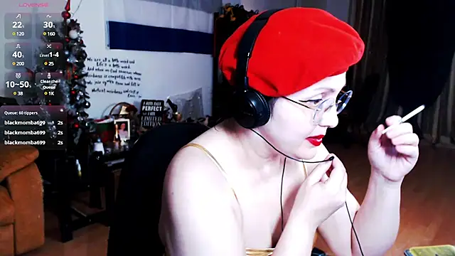 Snapshot of Imperatriza chatting on 02/25/25, 10:39 Imperatriza online show from 02/25/25, 10:39