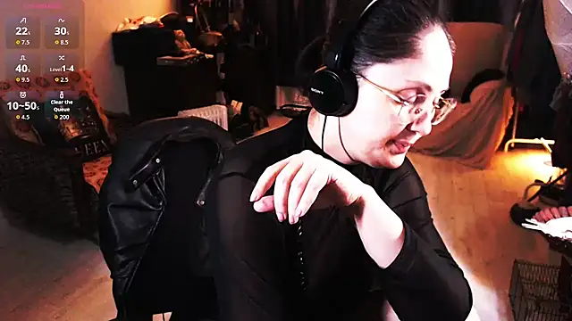 Snapshot of Imperatriza chatting on 11/30/25, 03:27 Imperatriza online show from 11/30/25, 03:27