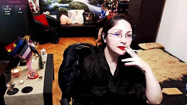 Snapshot of Imperatriza chatting on 12/14/25, 08:02 Imperatriza online show from 12/14/25, 08:02