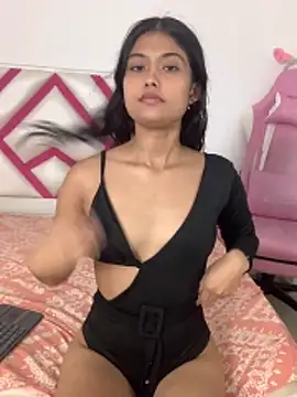 Snapshot of Sarita_Brooks chatting on 12/16/25, 09:53 Sarita Brooks online show from 12/16/25, 09:53