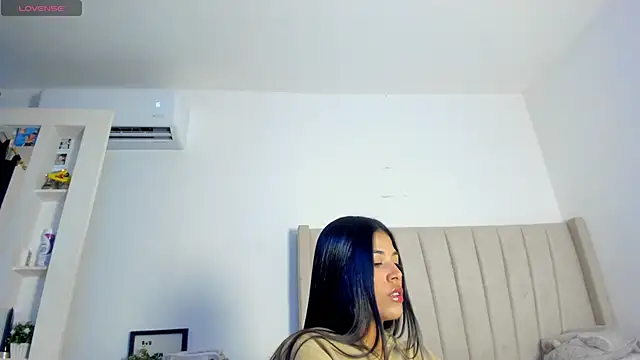 Mady-Edwards online show from 11/27/25, 10:23