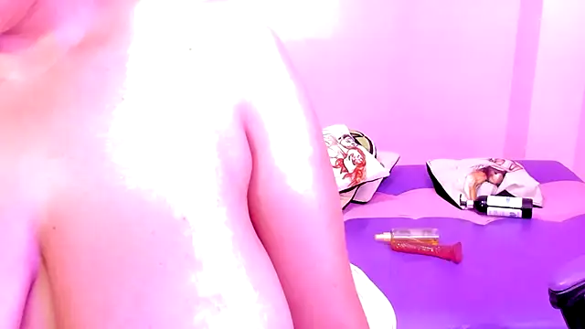 mature dirty squirt online show from 02/21/25, 06:37