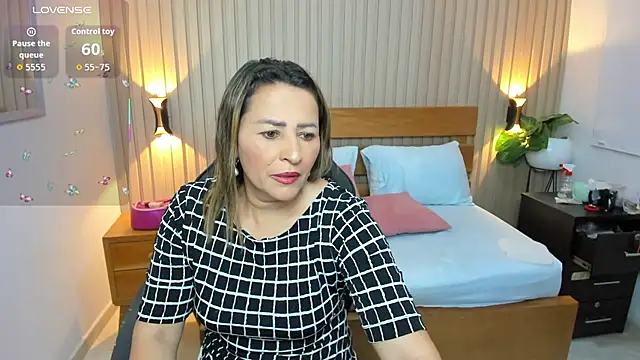 luciana ballesteros  online show from 03/23/26, 11:58