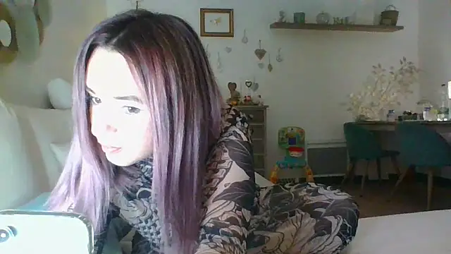 lyajoliee online show from 01/05/25, 08:31