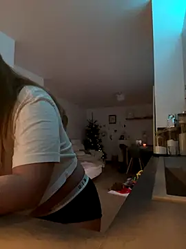 lyajoliee online show from 01/06/26, 04:27