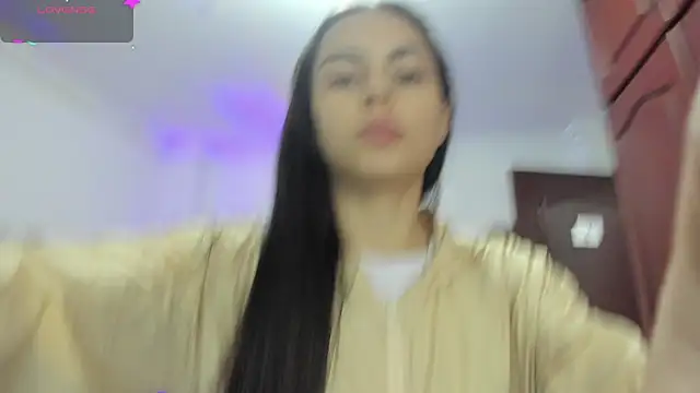 Aleejaa   online show from 03/04/25, 11:19