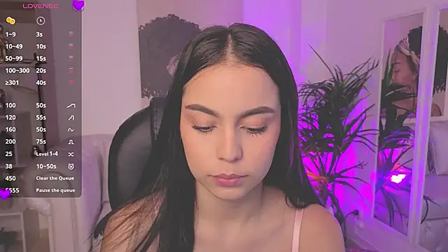 Aleejaa   online show from 11/12/25, 12:05