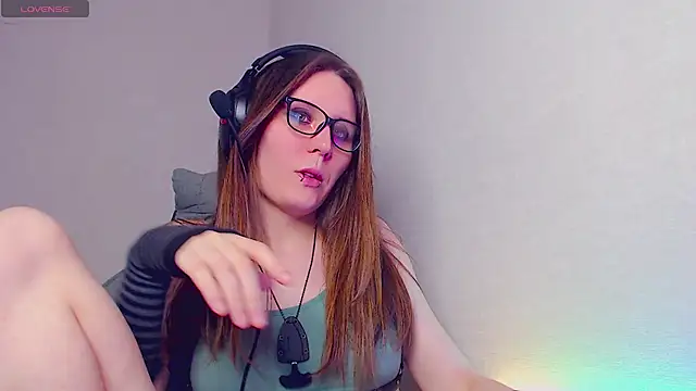 tracy cooper online show from 02/13/25, 04:54