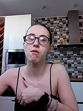 MartiniiSelenna online show from 02/19/25, 06:44