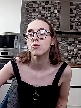 MartiniiSelenna online show from 03/17/25, 09:55