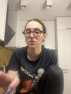 MartiniiSelenna online show from 11/15/25, 06:55