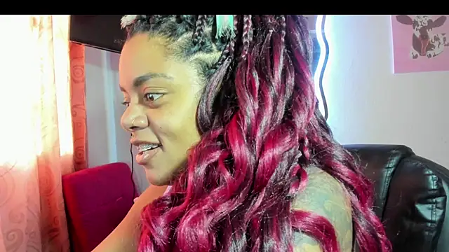 ladyrd1 online show from 12/04/25, 07:22