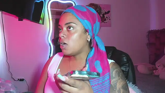 ladyrd1 online show from 01/12/26, 08:47