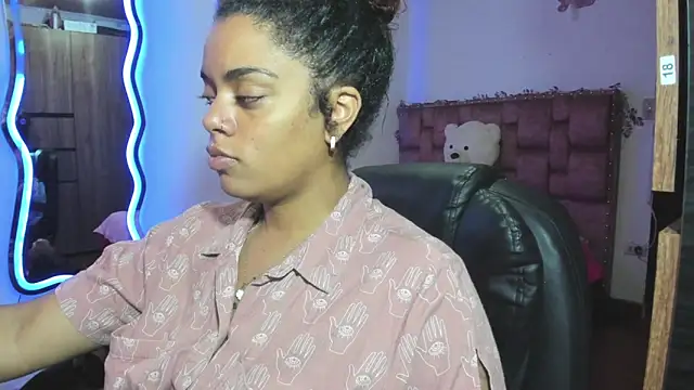 ladyrd1 online show from 02/28/26, 10:22