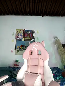 lovely kitt online show from 04/11/26, 03:11