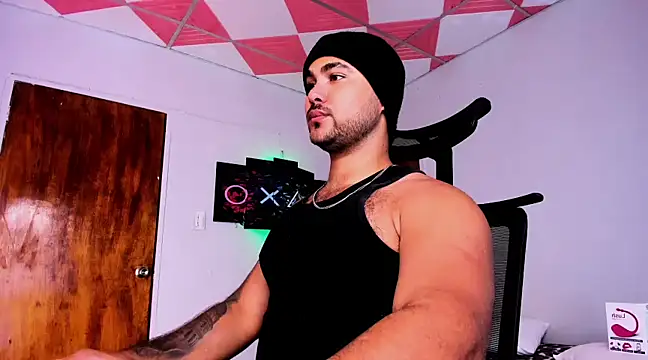 Snapshot of Sebas-hott chatting on 01/25/25, 03:30 Sebas-hott online show from 01/25/25, 03:30