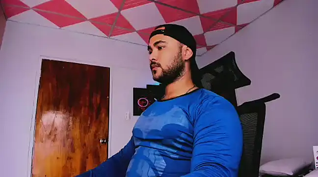 Snapshot of Sebas-hott chatting on 02/09/25, 03:11 Sebas-hott online show from 02/09/25, 03:11