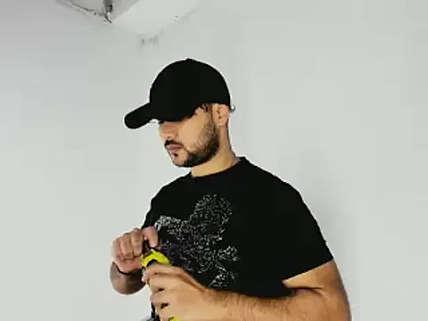 Snapshot of Sebas-hott chatting on 11/09/25, 09:57 Sebas-hott online show from 11/09/25, 09:57