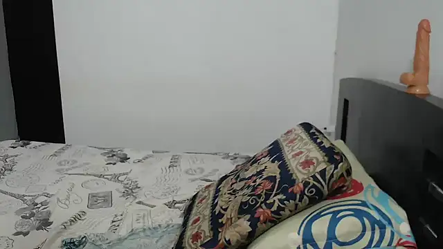 Snapshot of chocoboom4u chatting on 12/08/24, 12:51 chocoboom4u online show from 12/08/24, 12:51