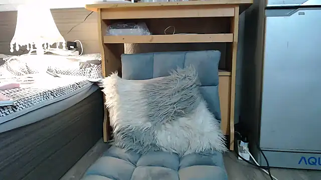 yang hiii online show from 03/05/25, 09:38