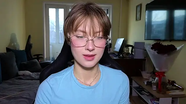 MalvinaBlum online show from 02/15/26, 10:47