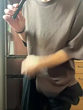 saku chan live online show from 04/18/26, 12:14