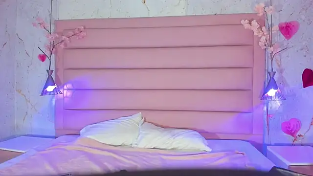 sabrinamilani online show from 04/07/26, 03:18