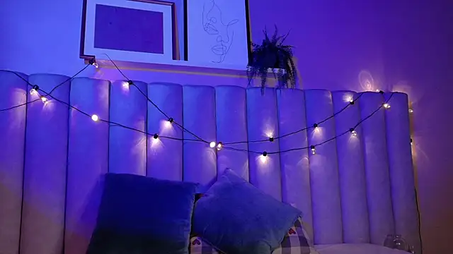 alaia-rogers online show from 11/18/25, 11:36