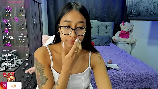 isa bellaa0 online show from 01/06/25, 06:14