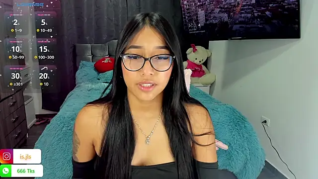 isa bellaa0 online show from 01/24/25, 11:56