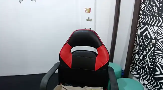 Snapshot of felinas6969 chatting on 01/10/25, 11:50 felinas6969 online show from 01/10/25, 11:50