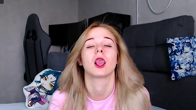 CassidyKiss online show from 10/14/25, 09:32