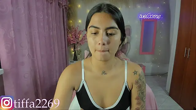 tifany tay2 online show from 12/06/24, 01:51