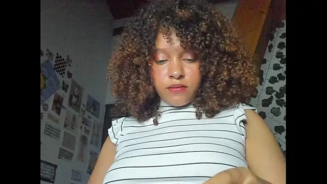 Ada gales  online show from 02/06/25, 02:00