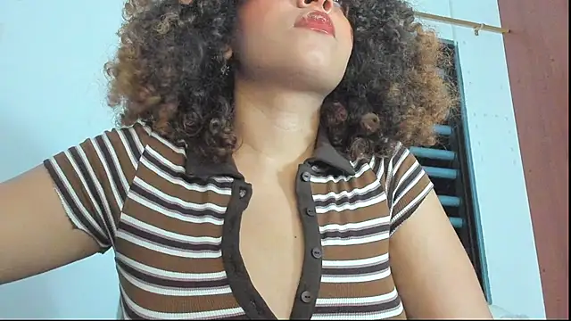 Ada gales  online show from 11/11/25, 04:45