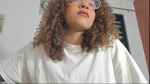 Ada gales  online show from 12/18/25, 04:18