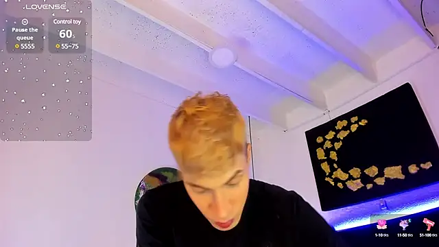 Snapshot of Angel_Snowhotxxx chatting on 02/26/25, 03:53 Angel Snowhotxxx online show from 02/26/25, 03:53