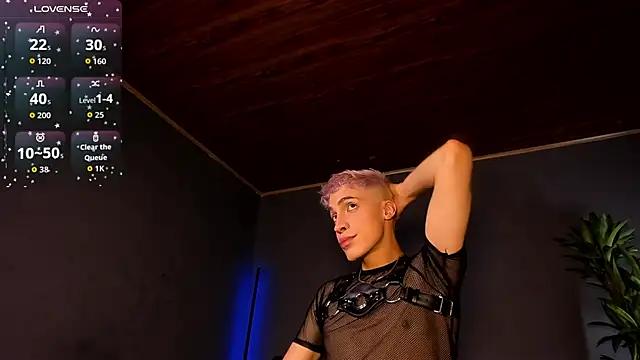 Snapshot of Angel_Snowhotxxx chatting on 09/21/25, 12:56 Angel Snowhotxxx online show from 09/21/25, 12:56