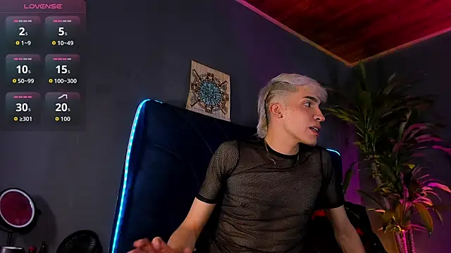 Angel Snowhotxxx online show from 05/21/26, 03:35