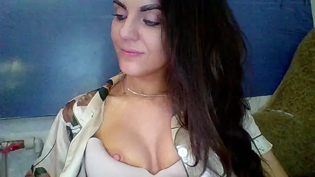 Snapshot of AliceTailor chatting on 06/24/26, 08:30 AliceTailor online show from 06/24/26, 08:30