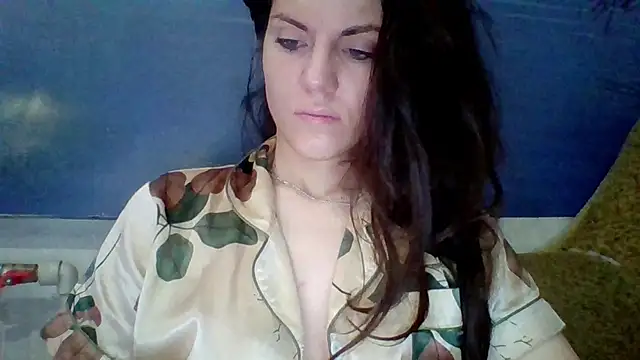 Snapshot of AliceTailor chatting on 07/16/26, 05:41 AliceTailor online show from 07/16/26, 05:41