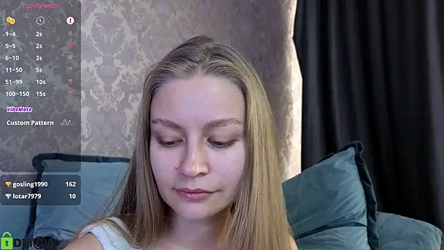 Snapshot of Polumna_cute chatting on 06/20/26, 03:04 Polumna cute online show from 06/20/26, 03:04