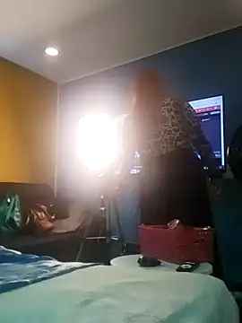 Snapshot of Wife_sexxx chatting on 12/02/24, 12:29 Wife sexxx online show from 12/02/24, 12:29