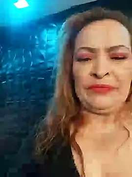 Snapshot of Wife_sexxx chatting on 01/02/25, 12:46 Wife sexxx online show from 01/02/25, 12:46