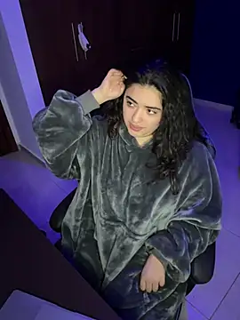 Ales Kitten online show from 03/12/25, 04:51