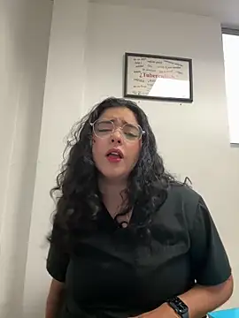 Ales Kitten online show from 10/05/25, 02:59