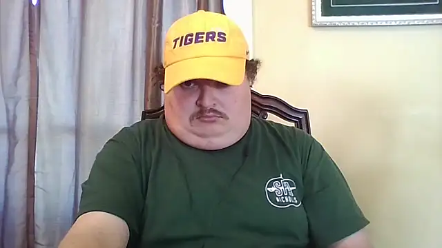 YelpedAverting online show from 11/08/25, 08:40