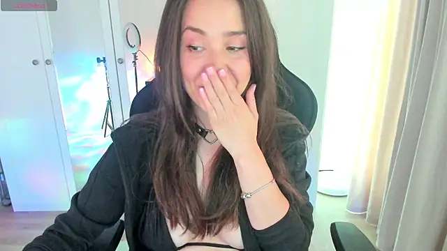 PlayfulGoddess online show from 04/21/26, 03:07